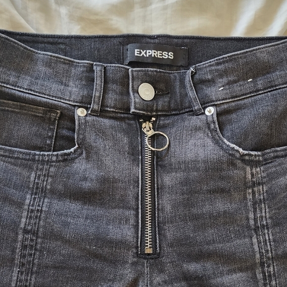 Express High-Rise Exposed Zip Cropped Skinny Jeans size 2R - Picture 3 of 7